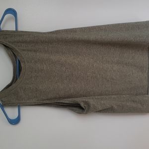 Athleta tee